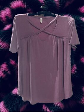 Flamingo Urban Mauve Pinkish Purple  Crisscross Front Short-Sleeved Tee